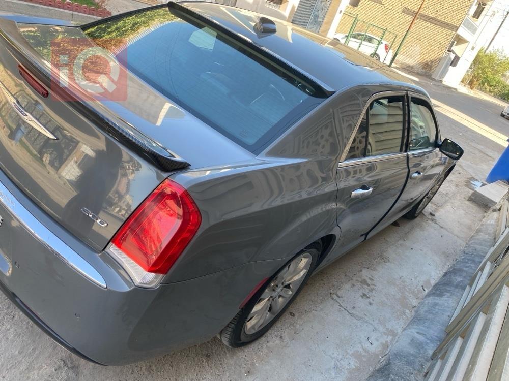 Chrysler 300